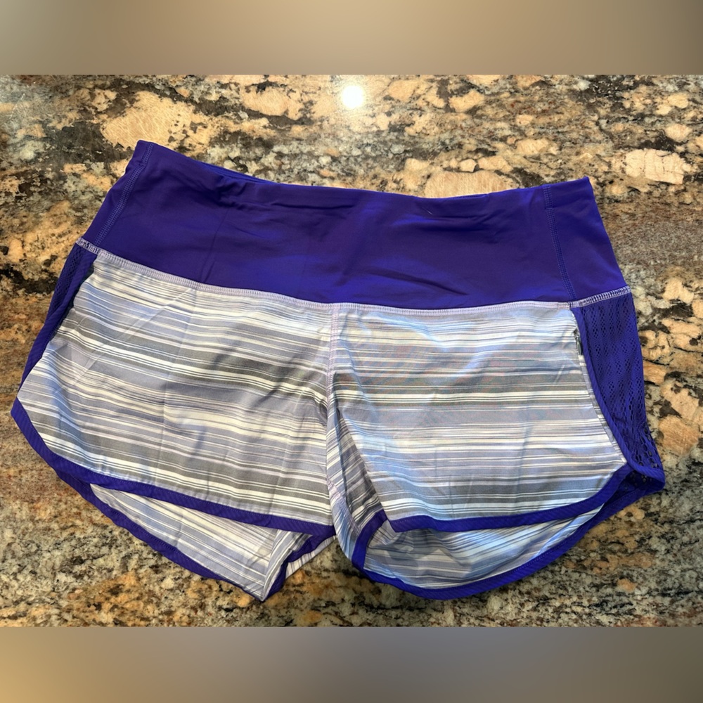 Lululemon shorts size 8